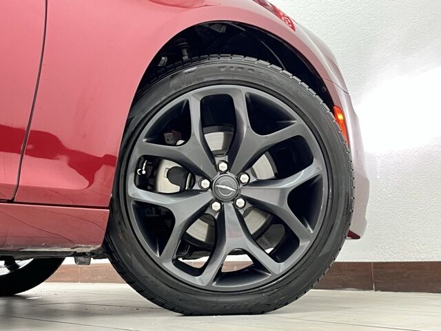 2023 Chrysler 300 S Carrollton TX