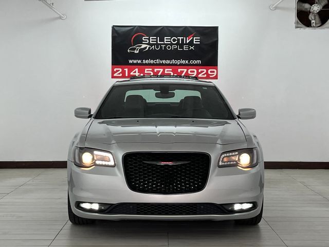 2023 Chrysler 300 S