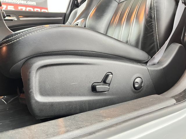 2023 Chrysler 300 S Carrollton TX