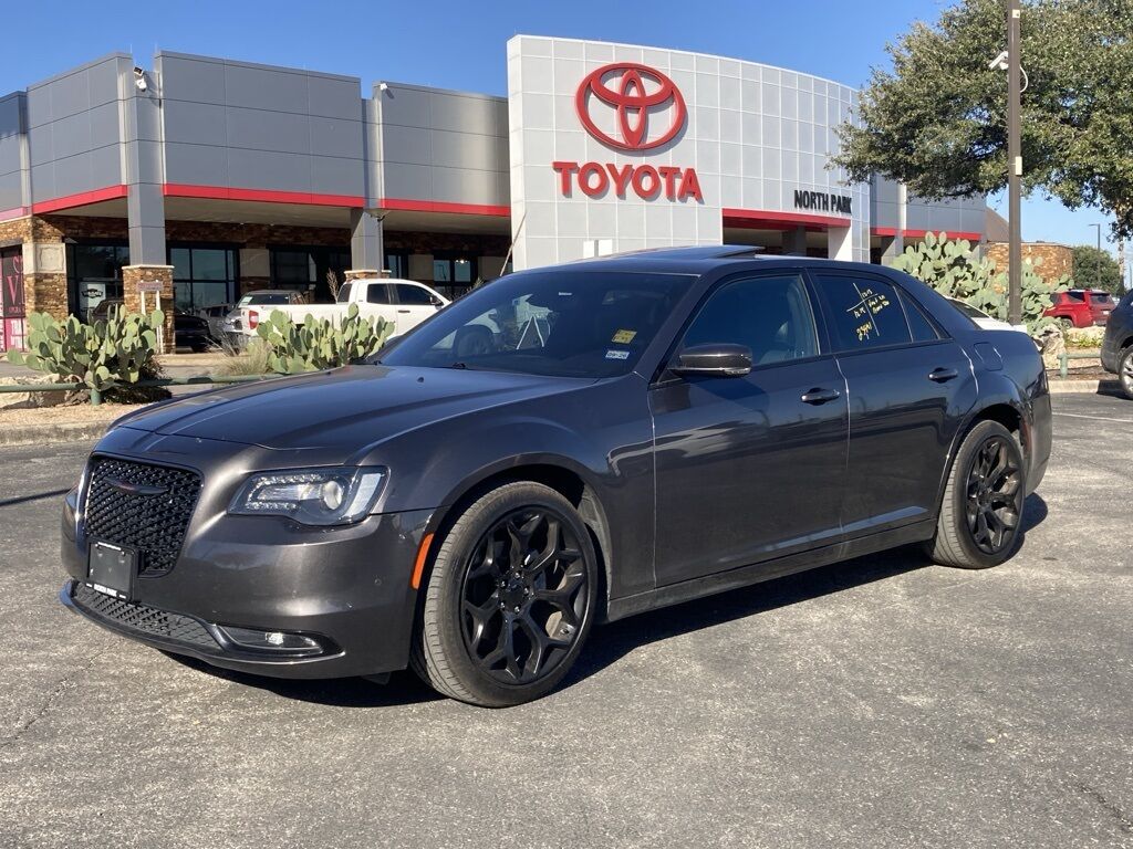 2023 Chrysler 300
