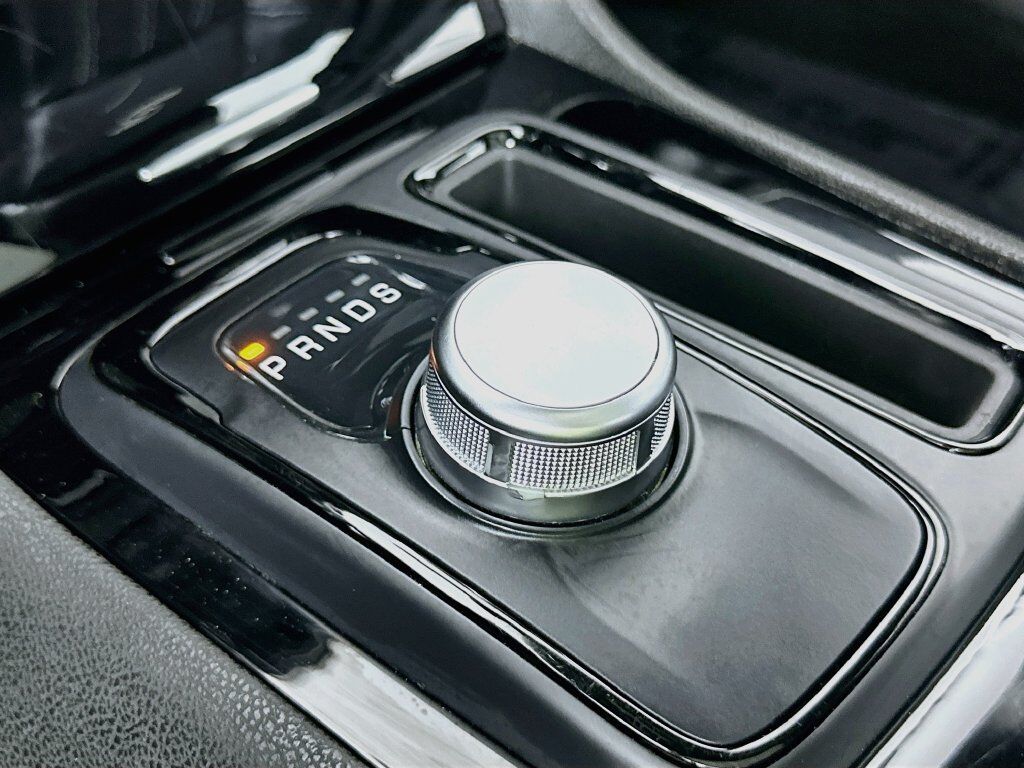 2023 Chrysler 300 S Willowbrook IL