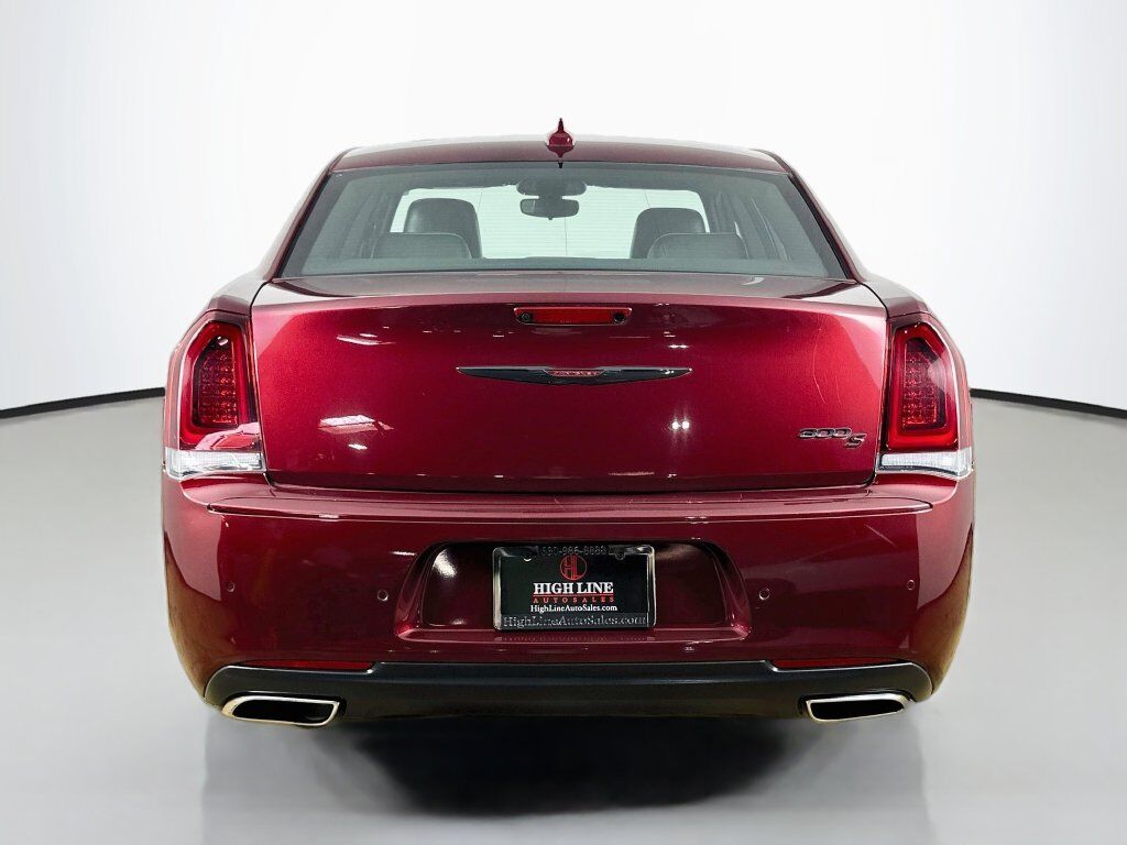 2023 Chrysler 300 S Willowbrook IL