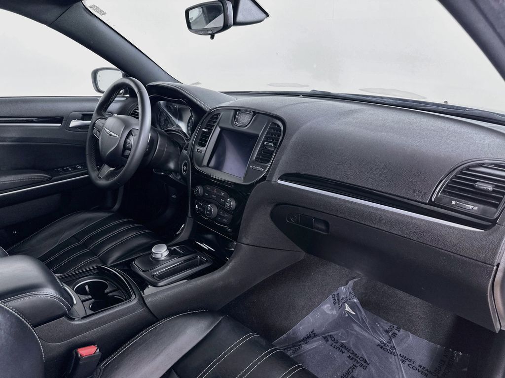 2023 Chrysler 300 S Willowbrook IL