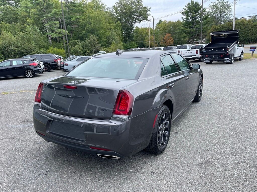 2023 Chrysler 300 TOURING L AWD Orange MA