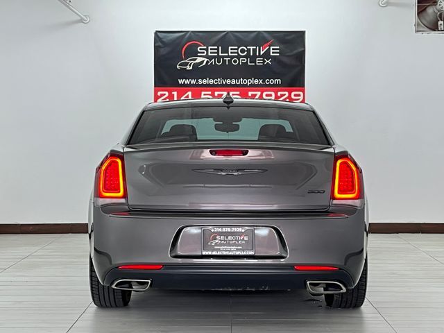 2023 Chrysler 300 Touring Carrollton TX