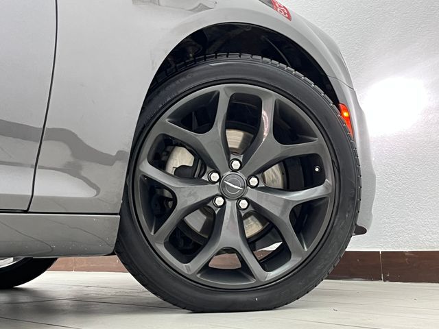 2023 Chrysler 300 Touring Carrollton TX
