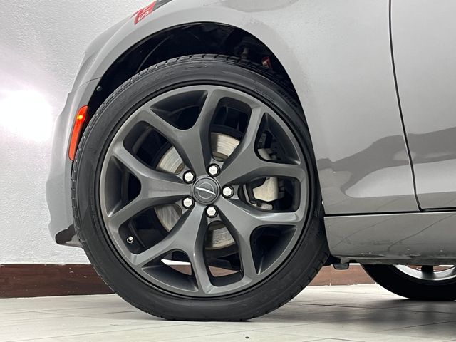 2023 Chrysler 300 Touring Carrollton TX