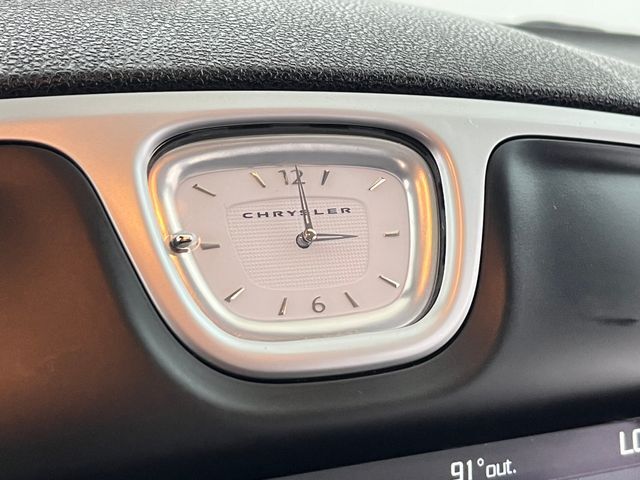 2023 Chrysler 300 Touring Carrollton TX