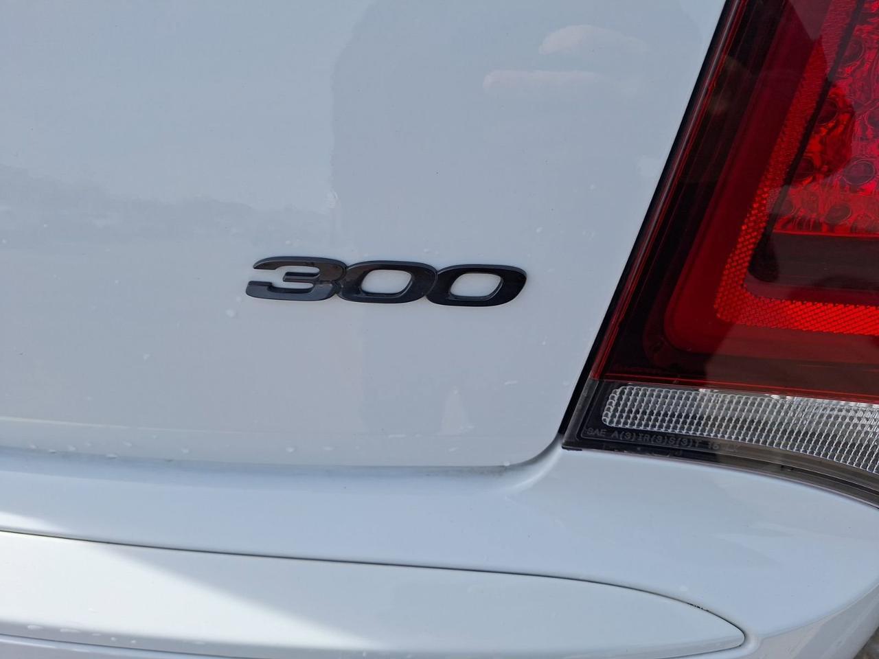 2023 Chrysler 300 Touring L Hurst TX