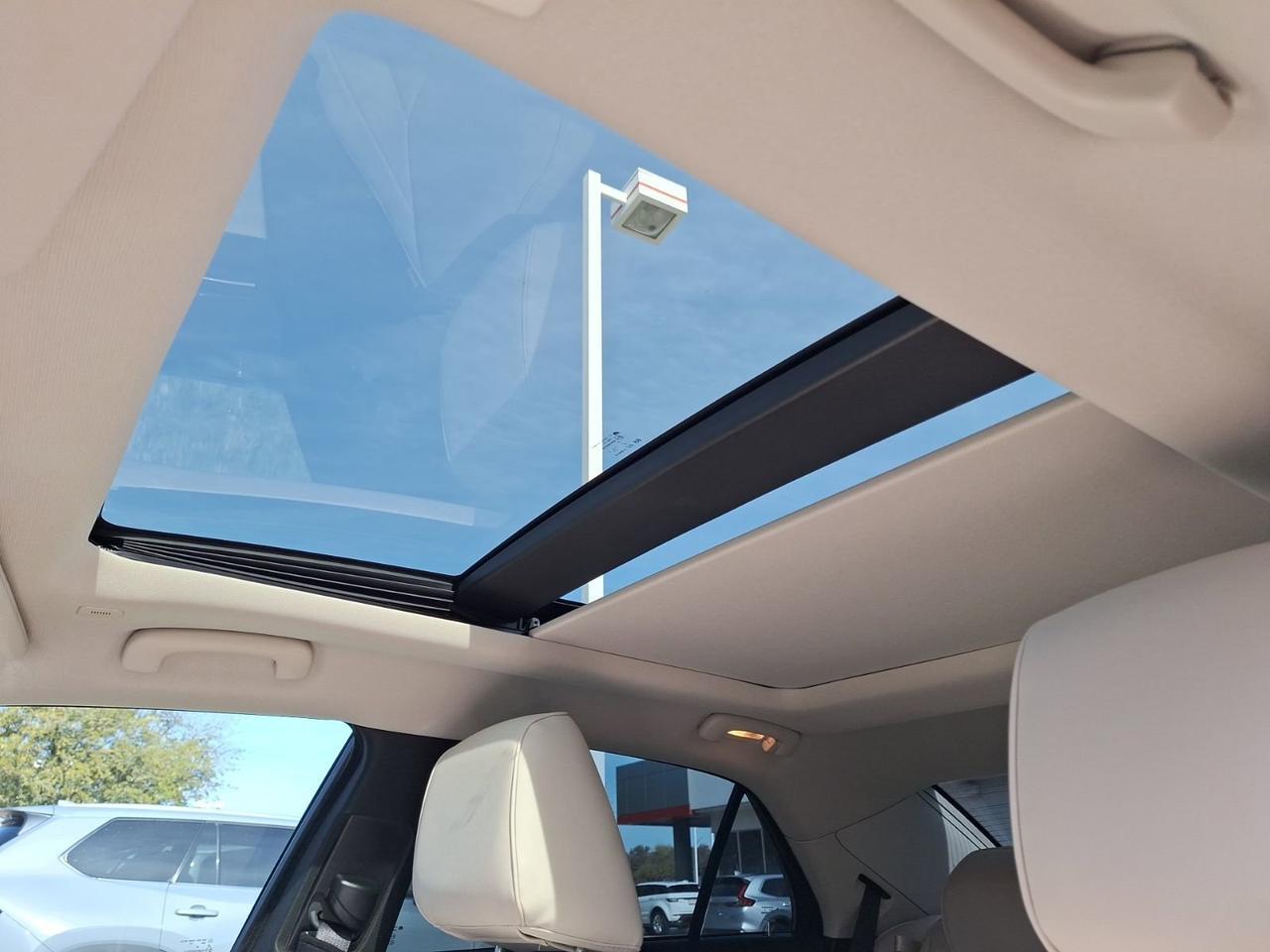 2023 Chrysler 300 Touring L Hurst TX