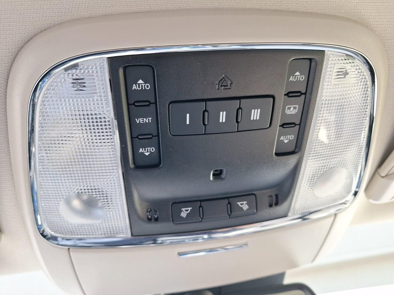 2023 Chrysler 300 Touring L Hurst TX