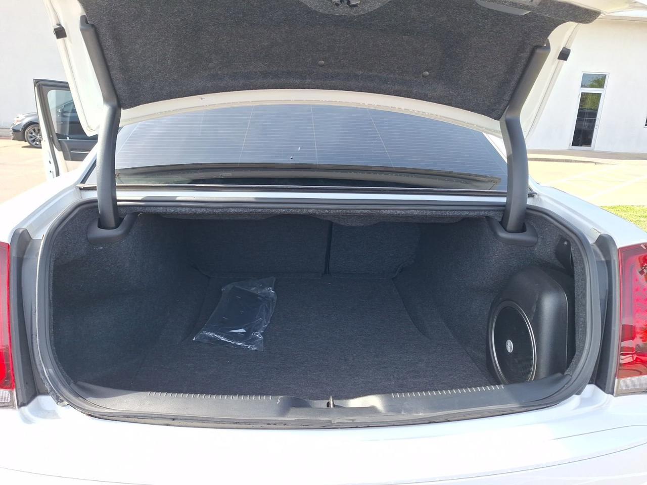 2023 Chrysler 300 Touring L Hurst TX