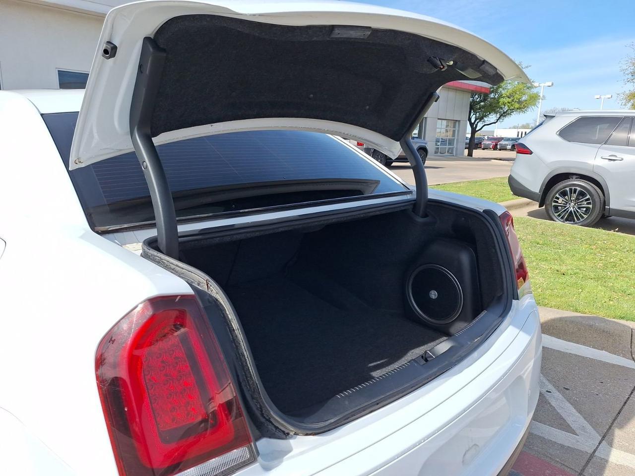 2023 Chrysler 300 Touring L Hurst TX