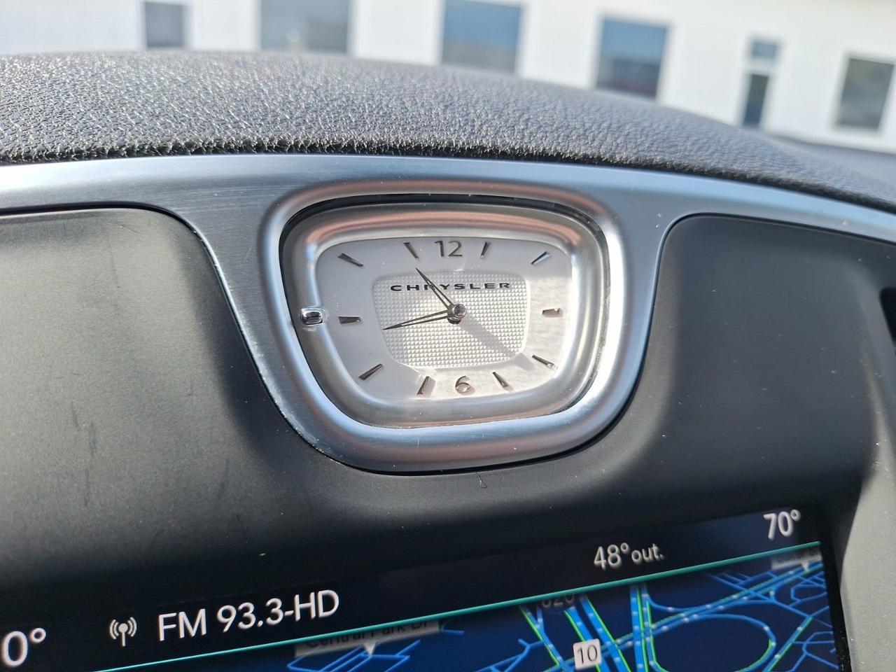 2023 Chrysler 300 Touring L Hurst TX