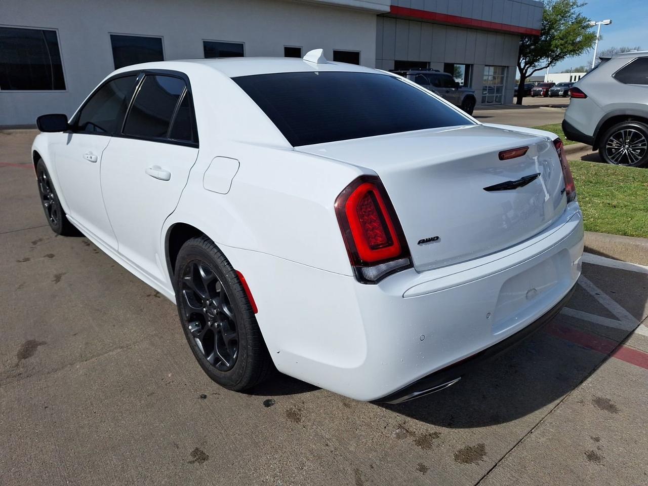 2023 Chrysler 300 Touring L Hurst TX