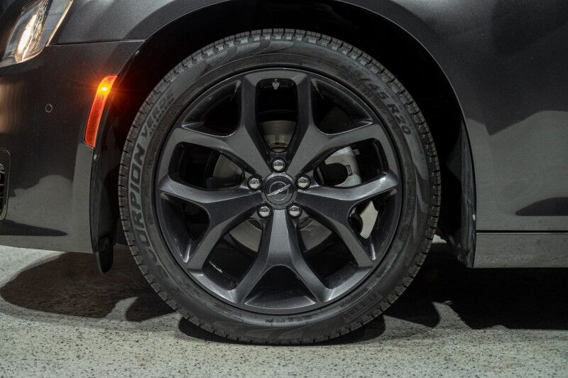 2023 Chrysler 300 Touring L Sedan Peoria AZ