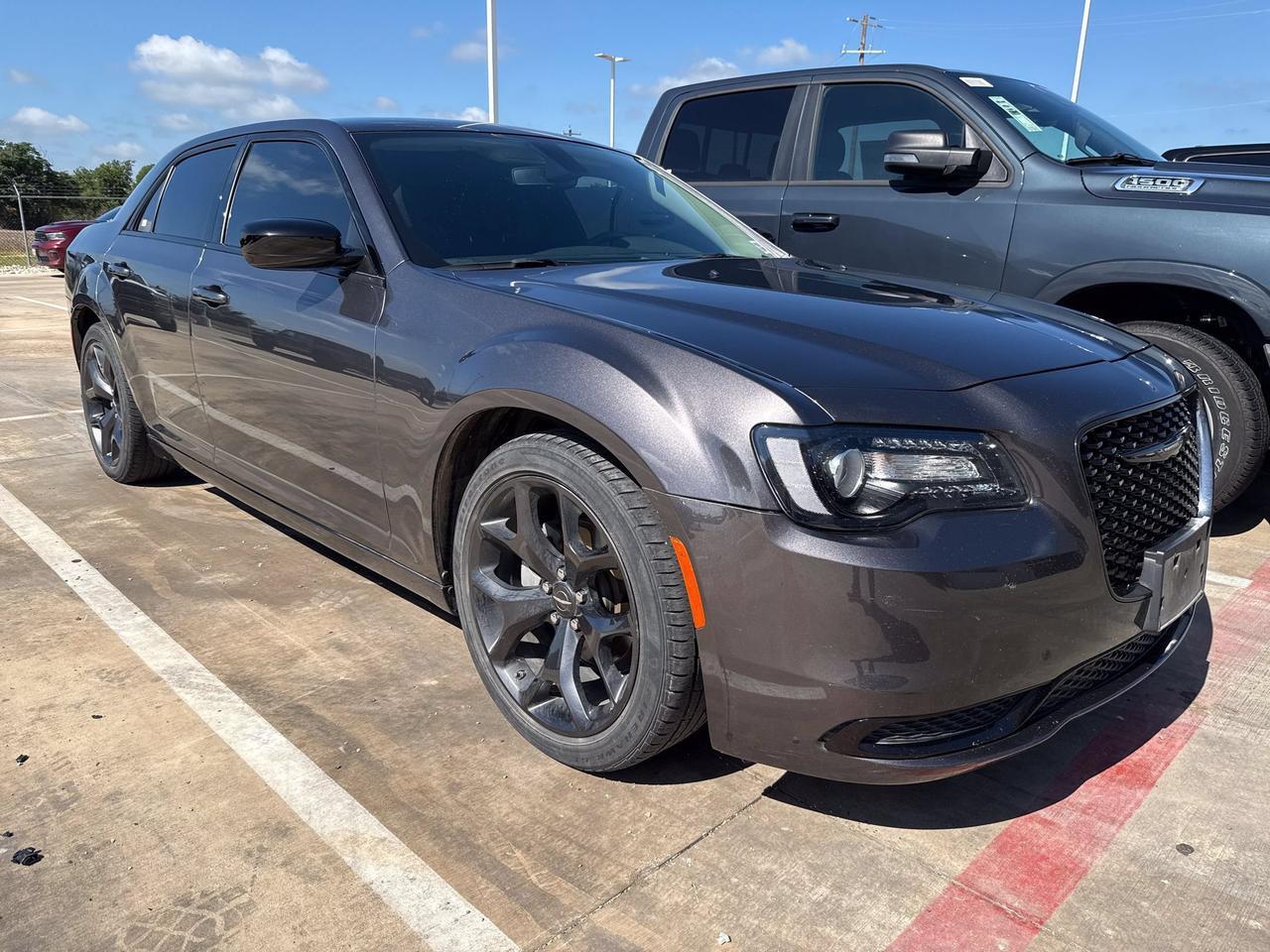 2023 Chrysler 300 Touring