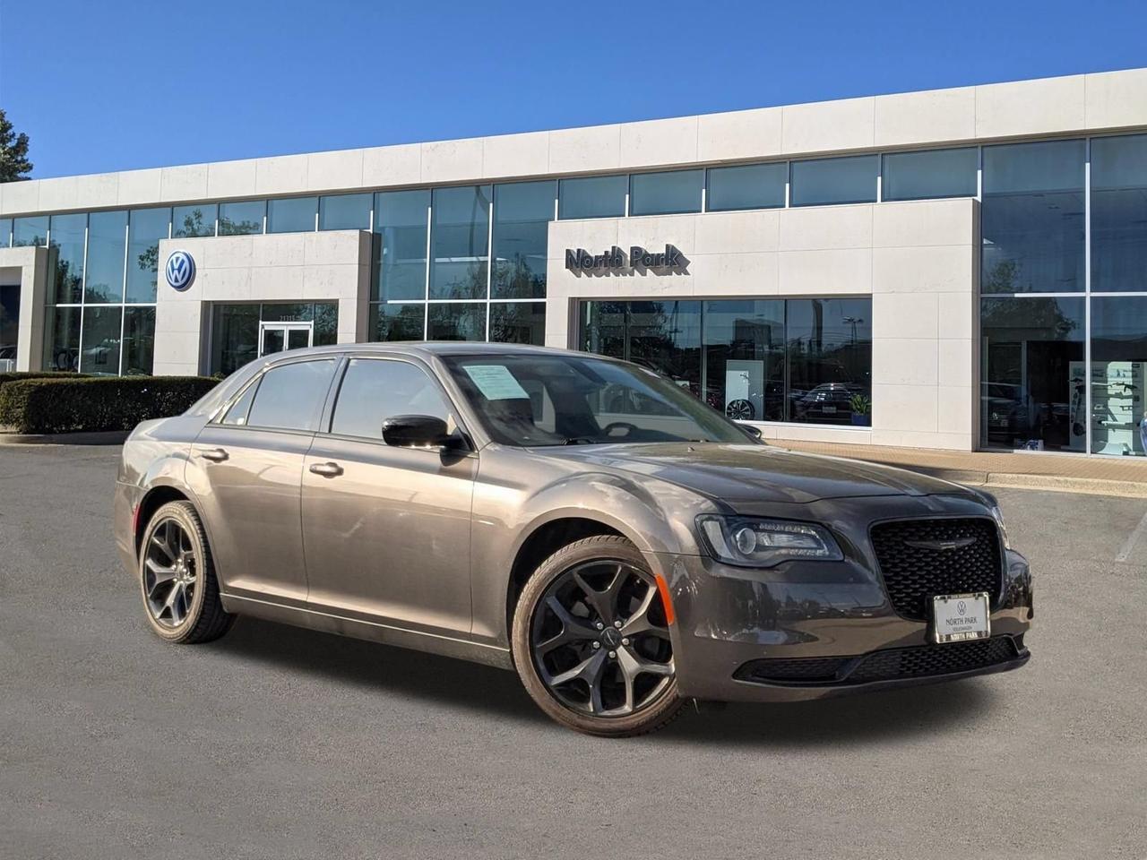 2023 Chrysler 300