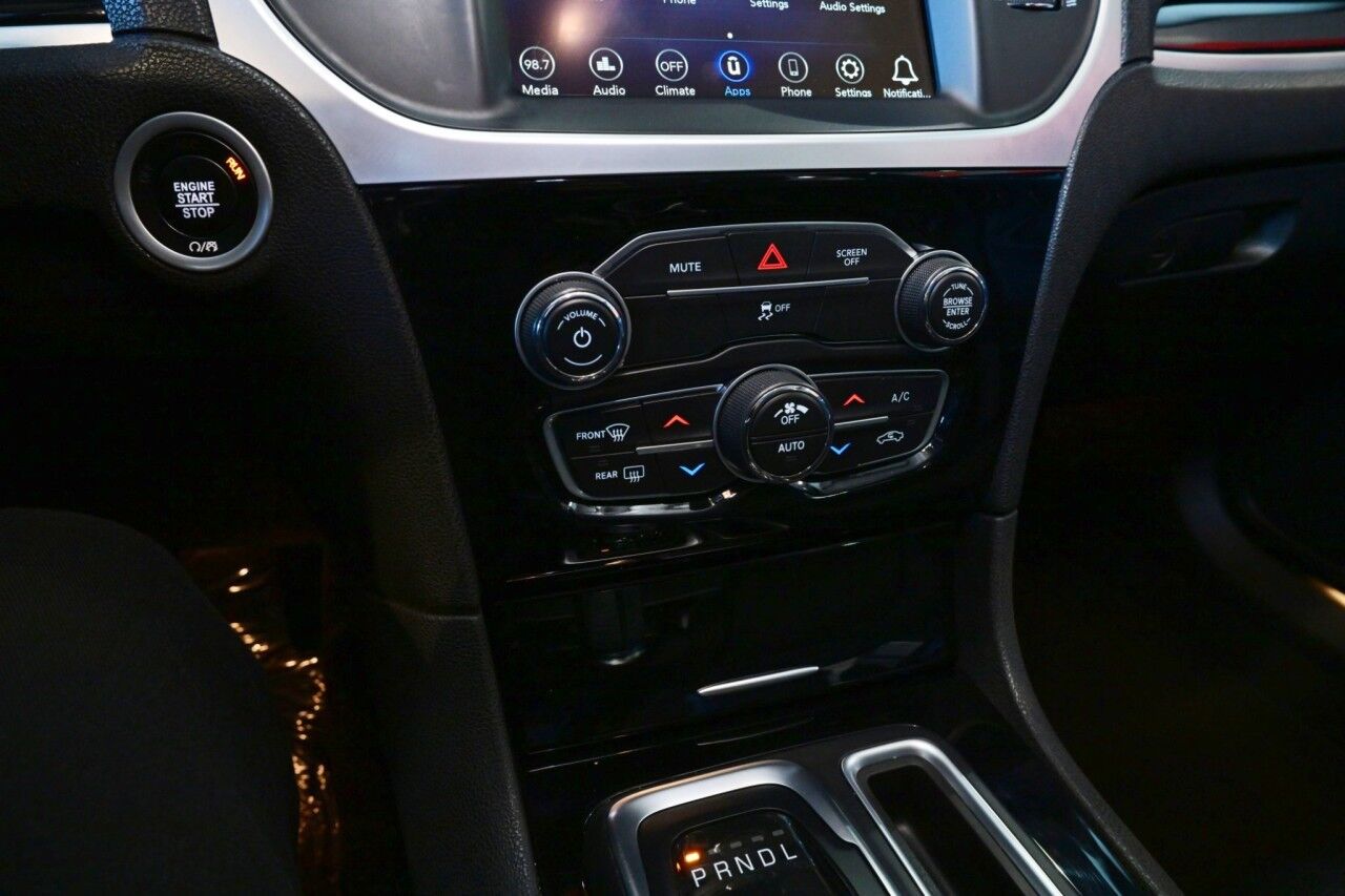 2023 Chrysler 300 Touring Springfield NJ