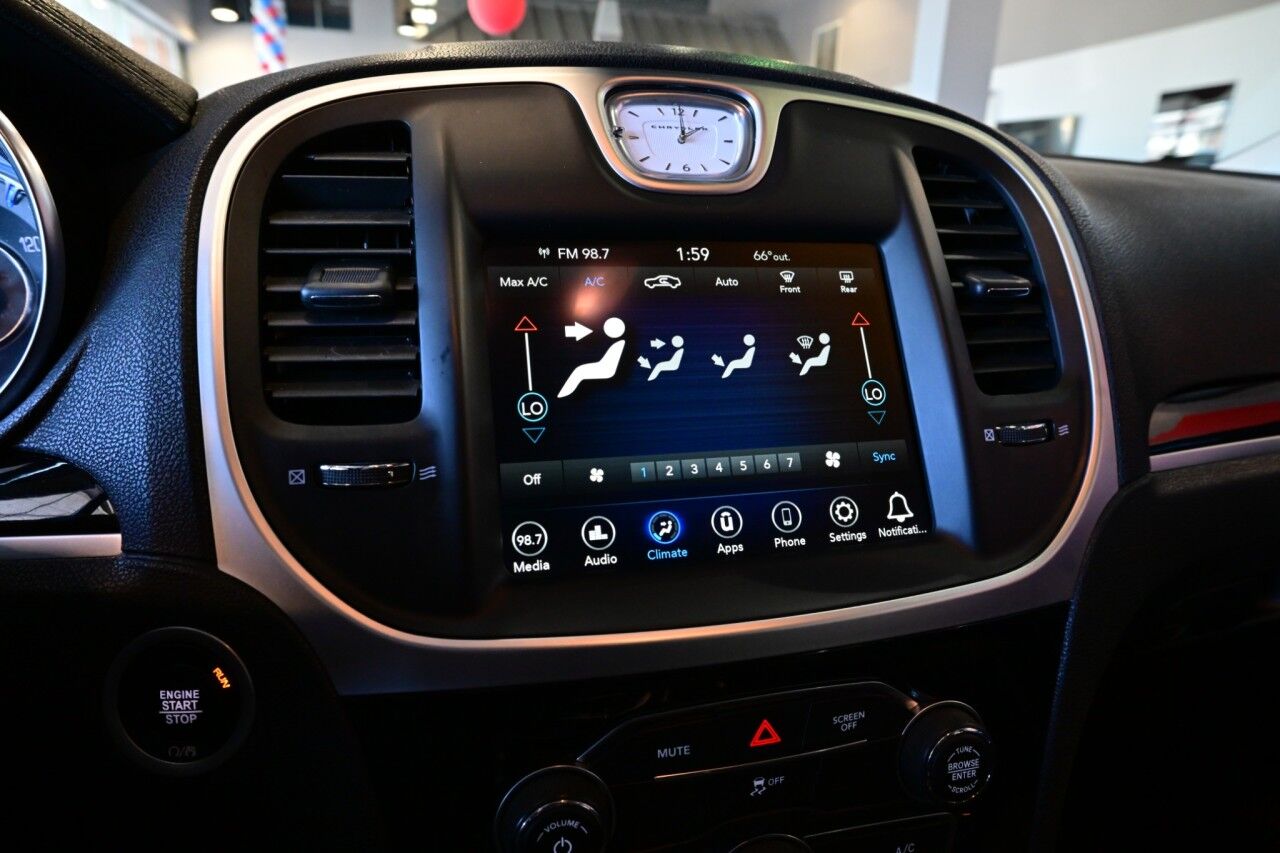 2023 Chrysler 300 Touring Springfield NJ