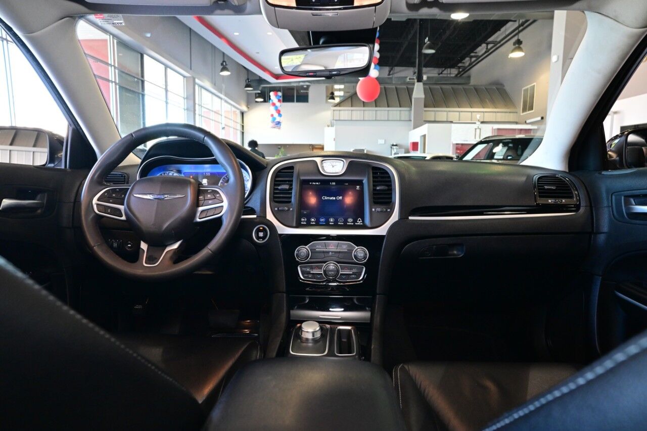 2023 Chrysler 300 Touring Springfield NJ