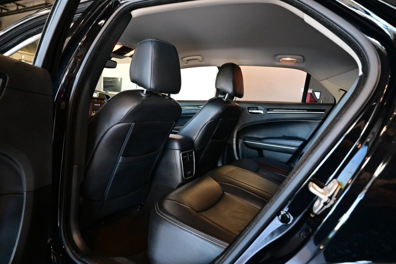2023 Chrysler 300 Touring Springfield NJ