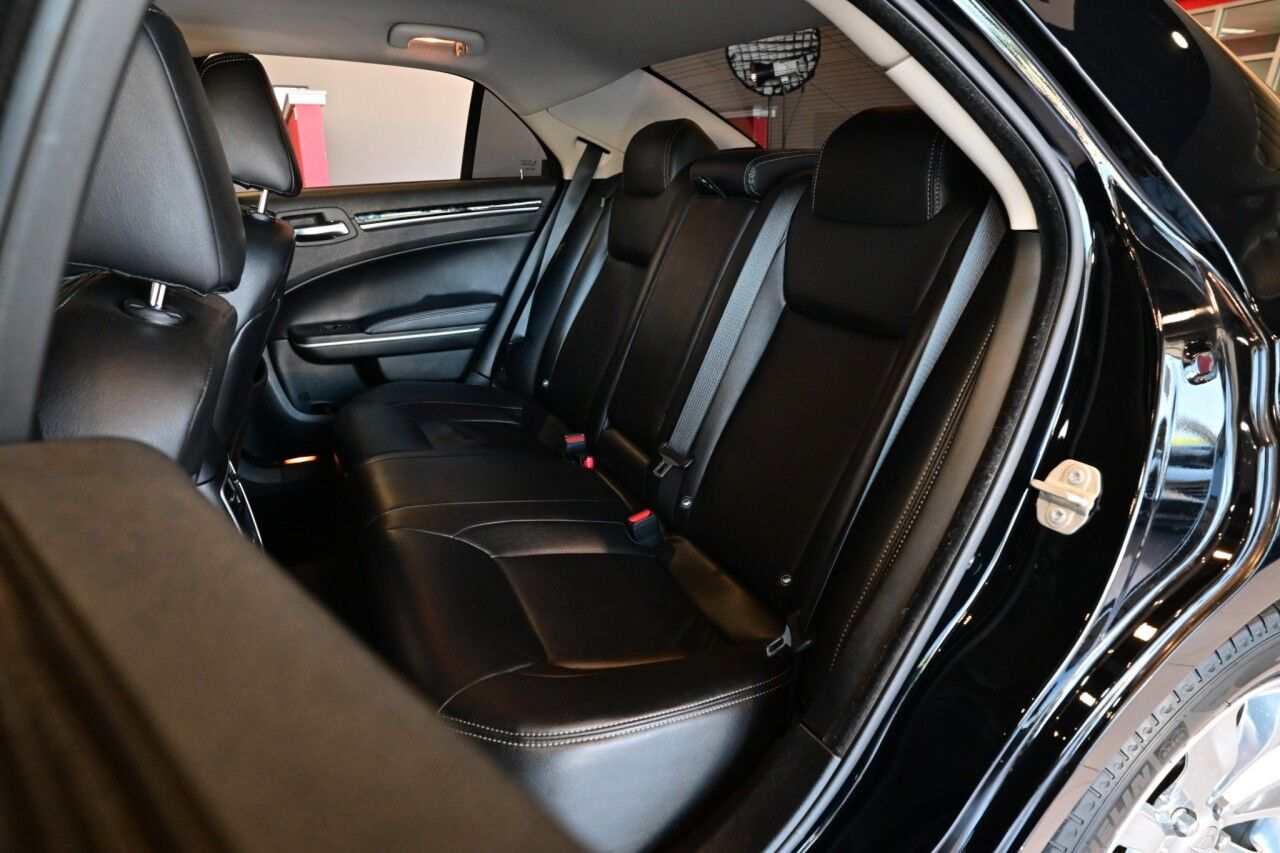 2023 Chrysler 300 Touring Springfield NJ