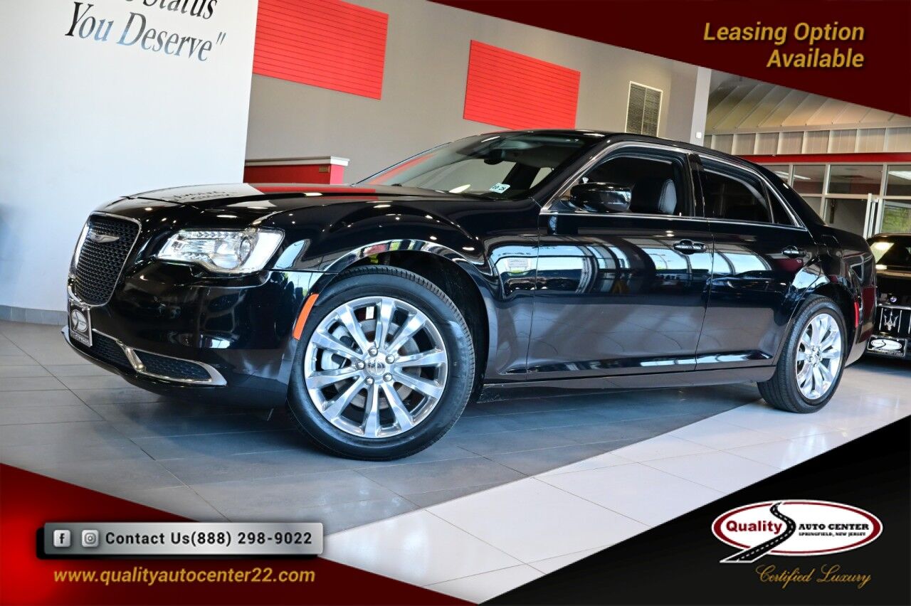 2023 Chrysler 300 Touring