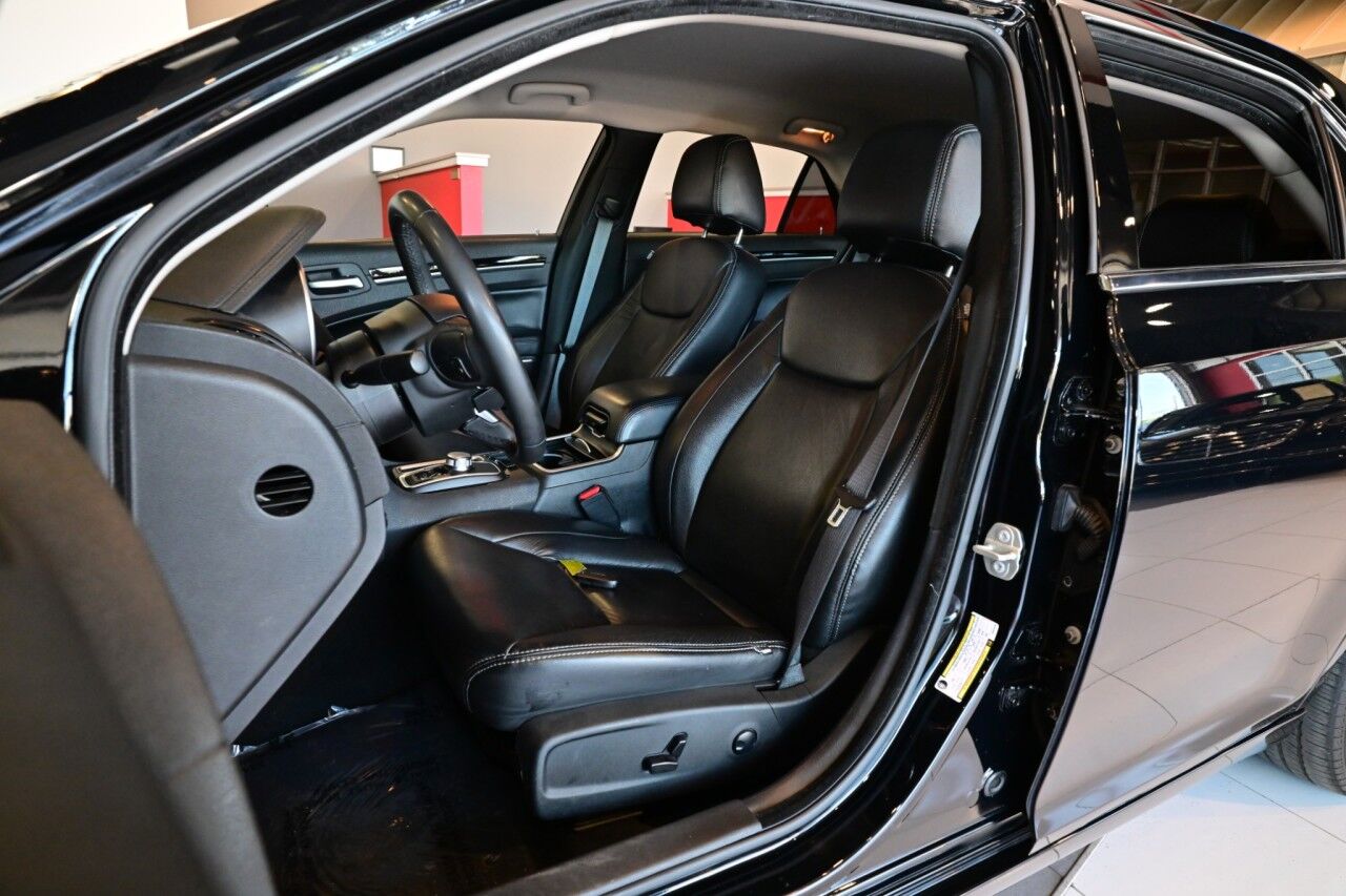 2023 Chrysler 300 Touring Springfield NJ