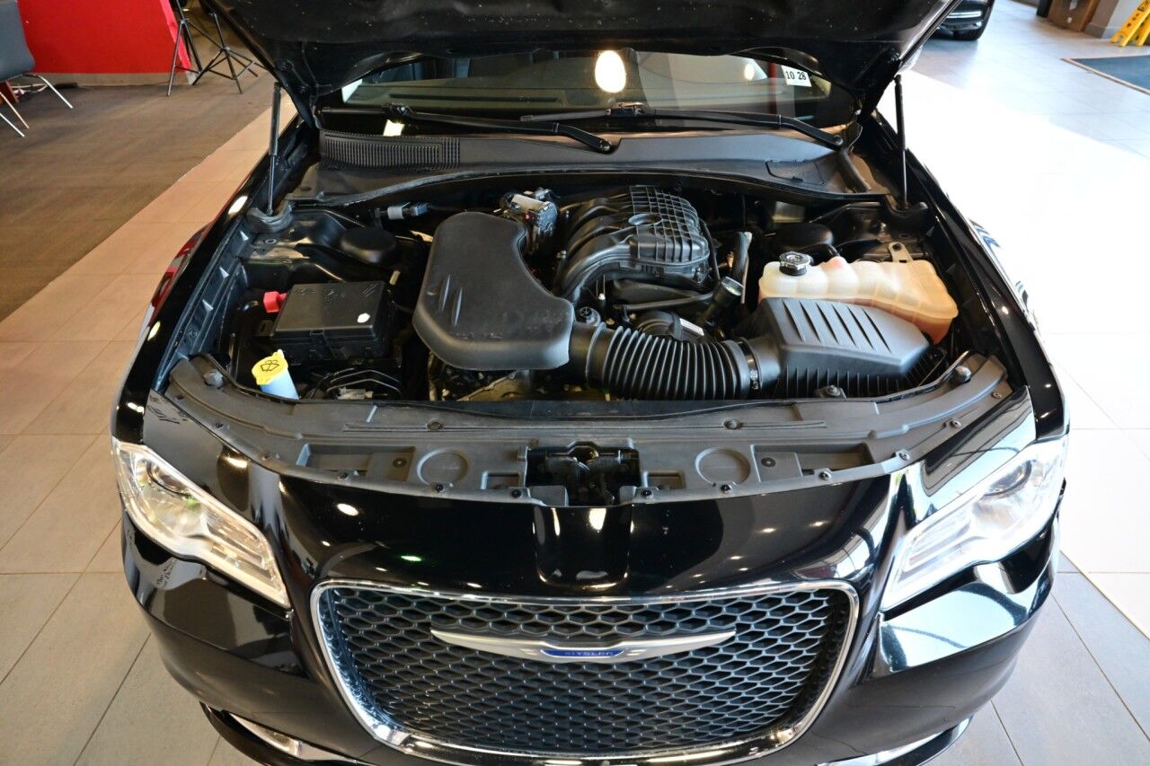 2023 Chrysler 300 Touring Springfield NJ