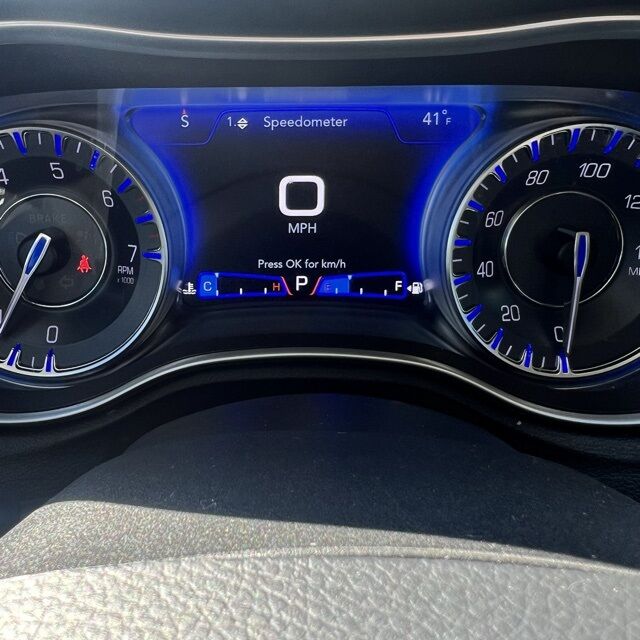 2023 Chrysler 300 Touring Herrin IL