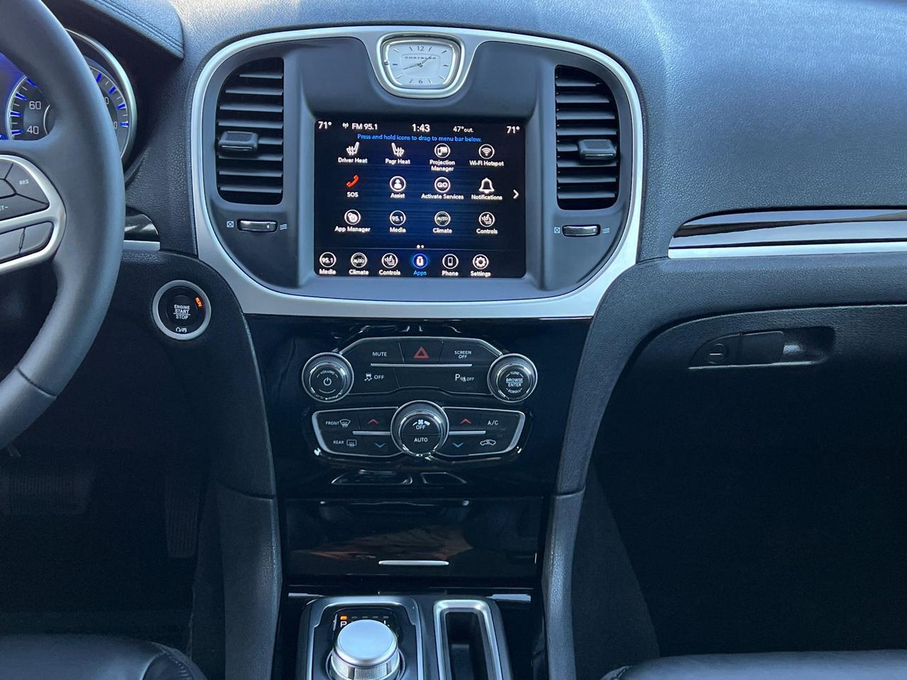 2023 Chrysler 300 Touring Hagerstown MD