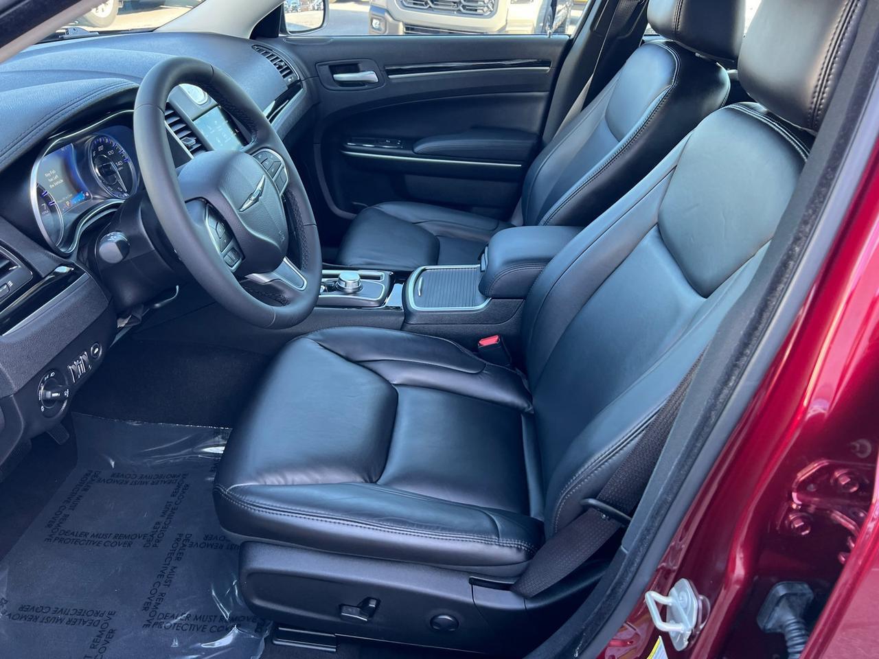 2023 Chrysler 300 Touring Hagerstown MD