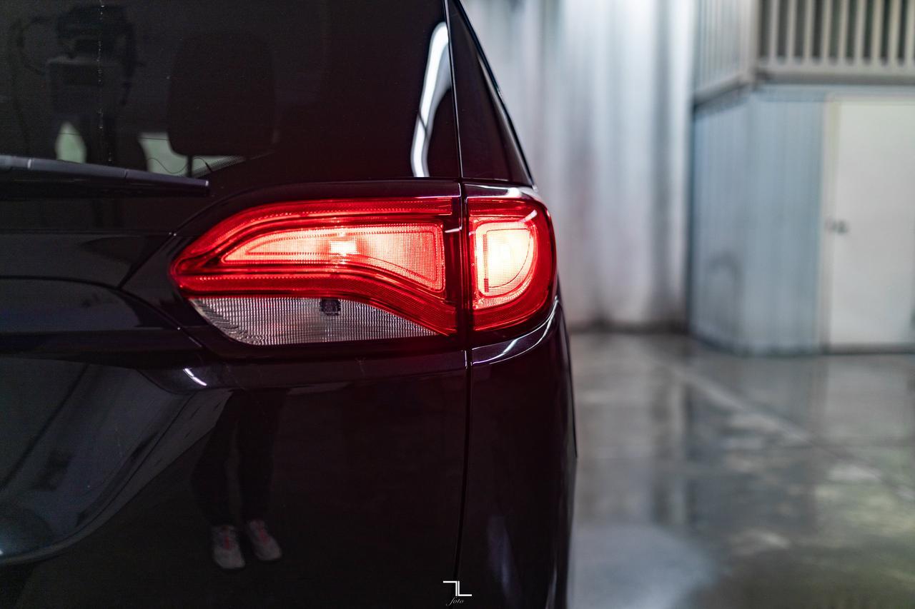 2023 Chrysler Grand Caravan SXT BCam Red Deer AB