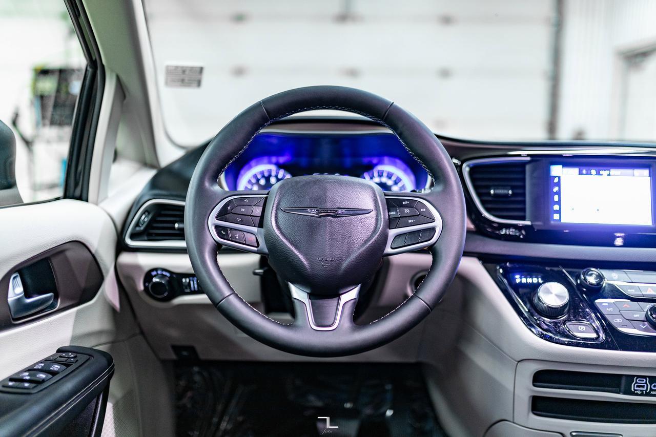 2023 Chrysler Grand Caravan SXT BCam Red Deer AB