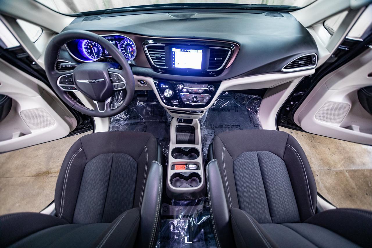 2023 Chrysler Grand Caravan SXT BCam Red Deer AB