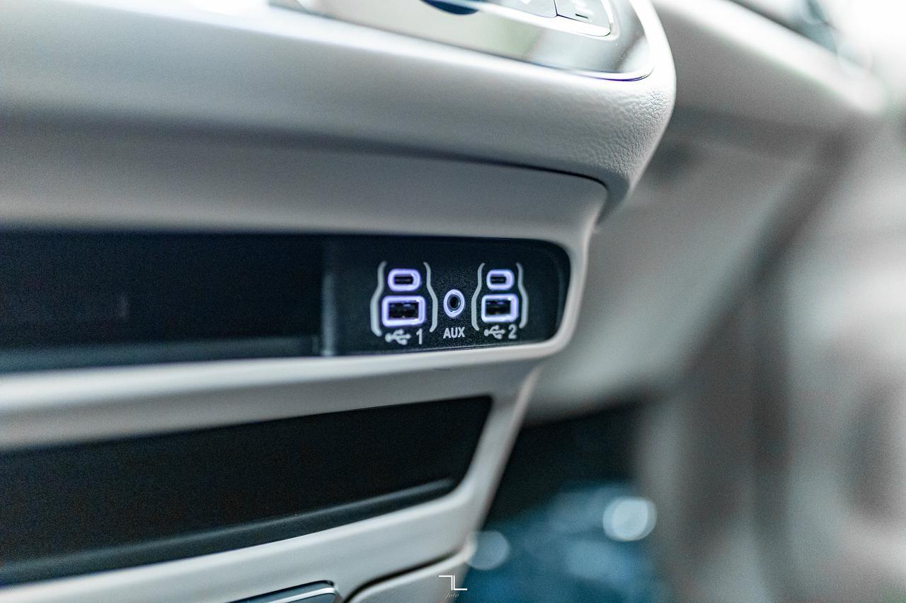 2023 Chrysler Grand Caravan SXT BCam Red Deer AB