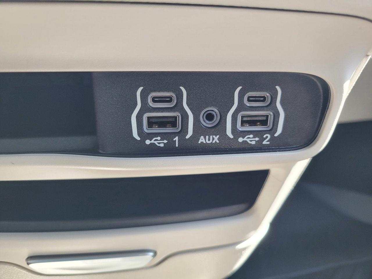 2023 Chrysler PACIFICA TOURING L Roseville CA