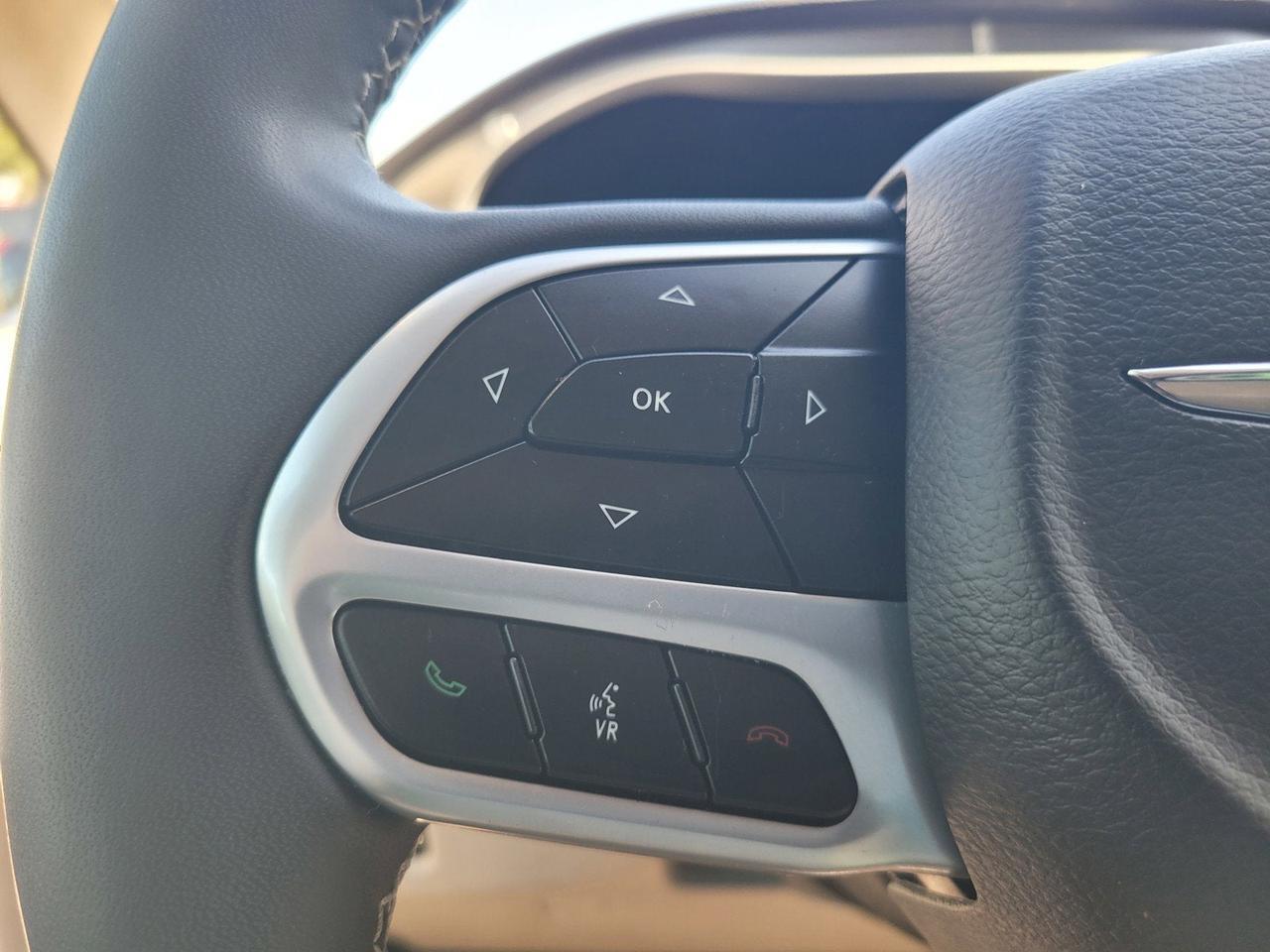 2023 Chrysler PACIFICA TOURING L Roseville CA