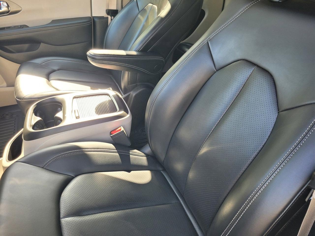 2023 Chrysler PACIFICA TOURING L Roseville CA