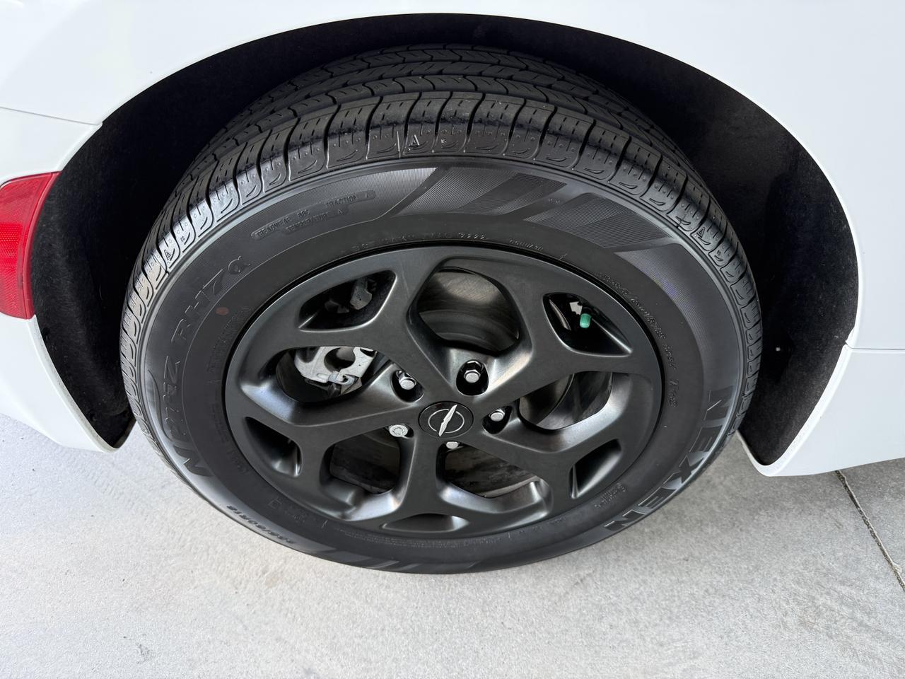 2023 Chrysler Pacifica Hybrid Limited Knoxville TN