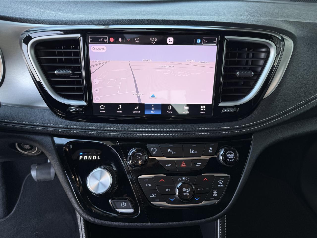 2023 Chrysler Pacifica Hybrid Limited Knoxville TN