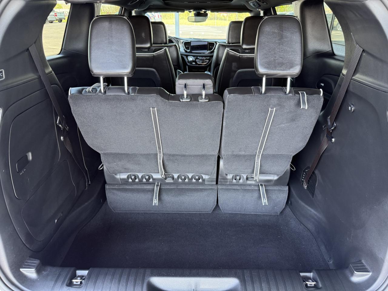 2023 Chrysler Pacifica Hybrid Limited Knoxville TN