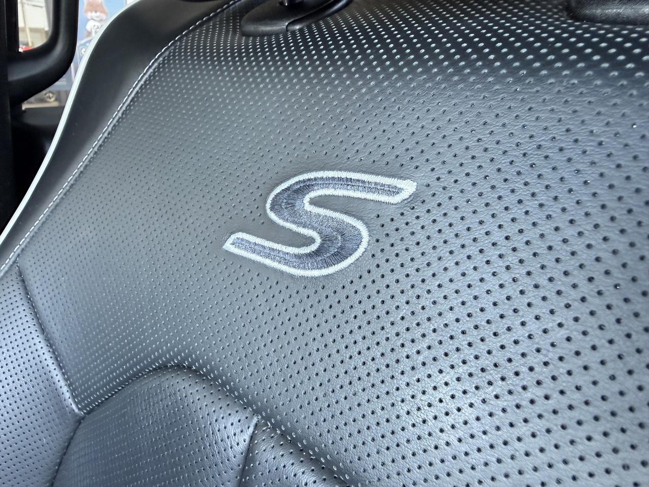 2023 Chrysler Pacifica Hybrid Limited Knoxville TN