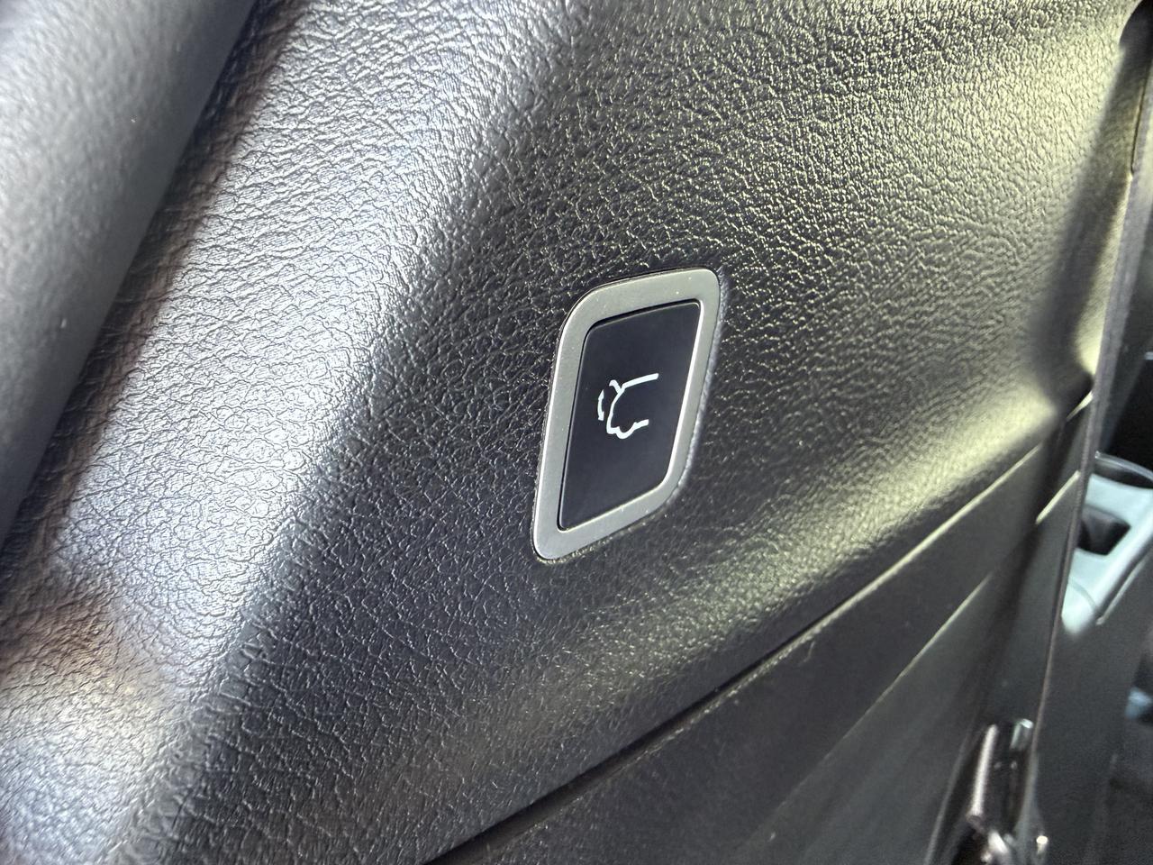 2023 Chrysler Pacifica Hybrid Limited Knoxville TN