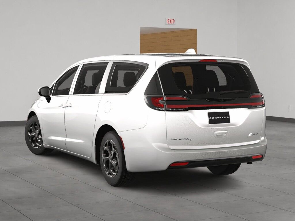 2023 Chrysler Pacifica Hybrid Limited Owego NY