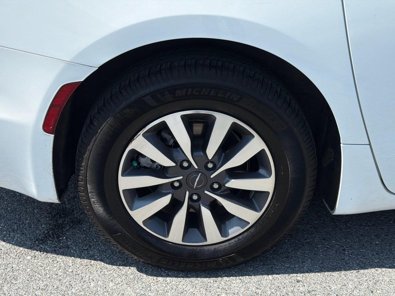 2023 Chrysler Pacifica Hybrid Limited Hagerstown MD