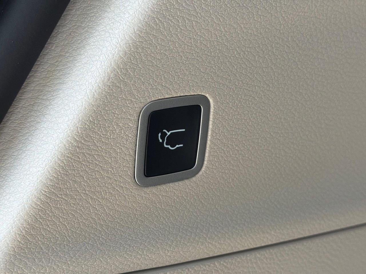 2023 Chrysler Pacifica Hybrid Limited Hagerstown MD