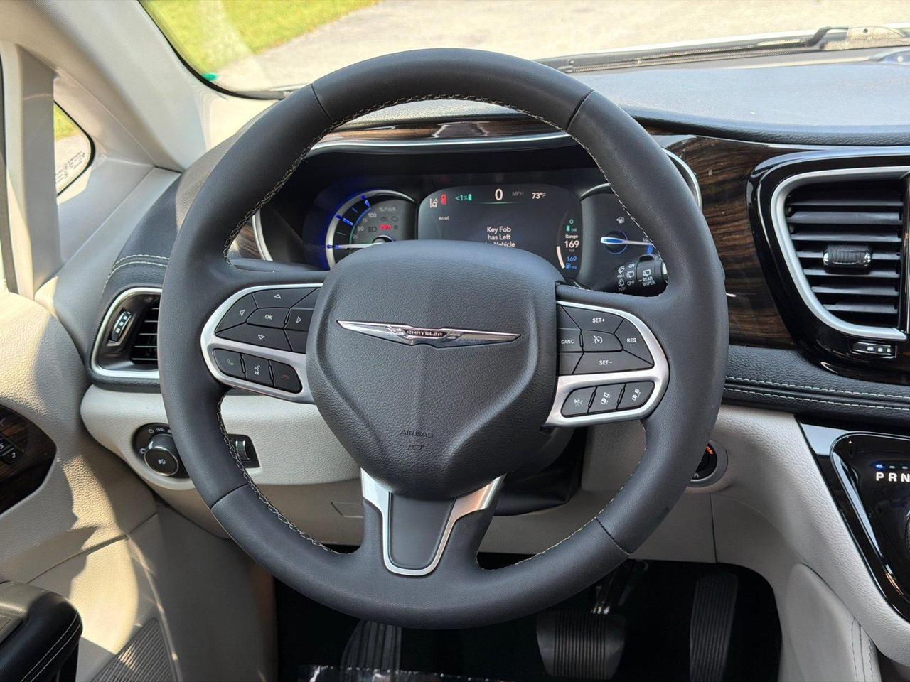 2023 Chrysler Pacifica Hybrid Limited Hagerstown MD