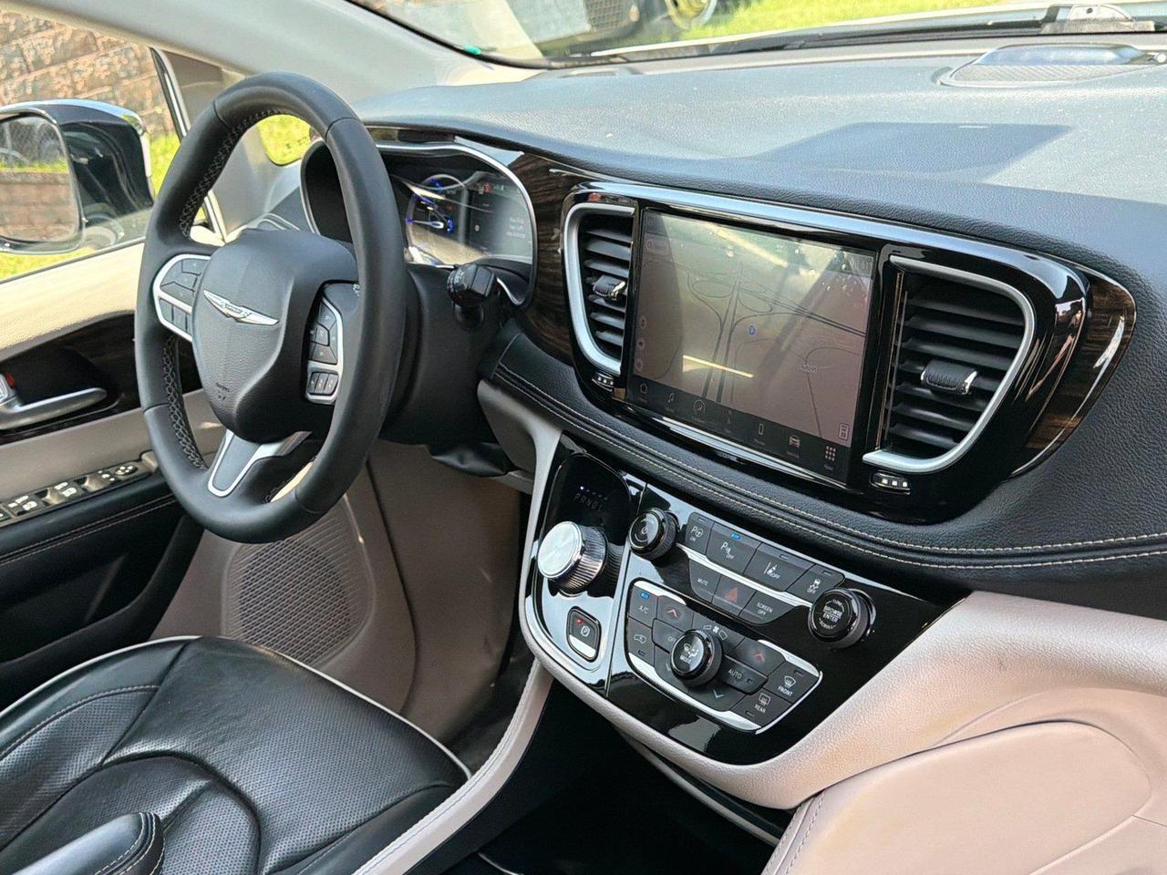 2023 Chrysler Pacifica Hybrid Limited Hagerstown MD